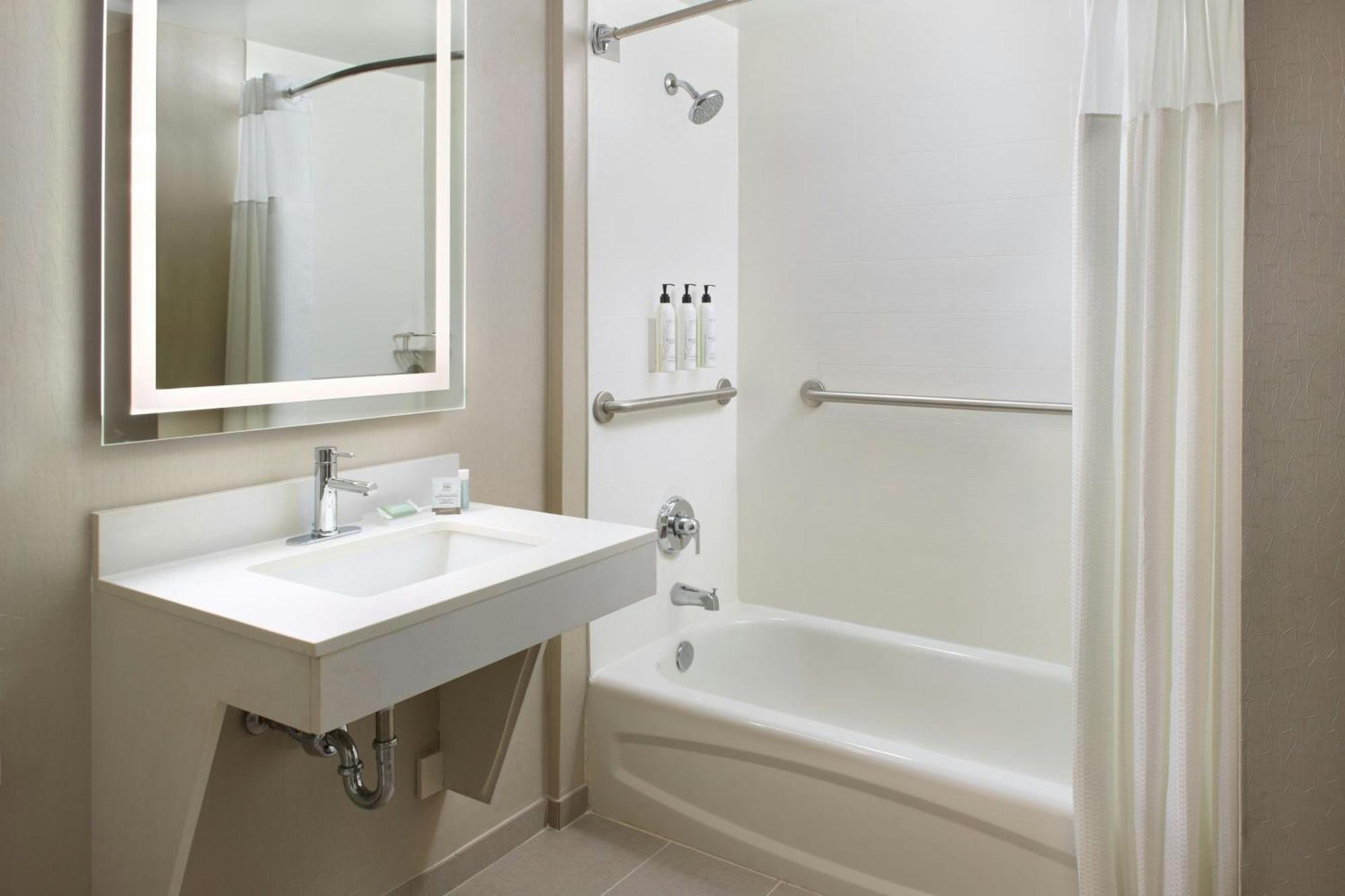 Springhill Suites Charlotte University Research Park Bagian luar foto